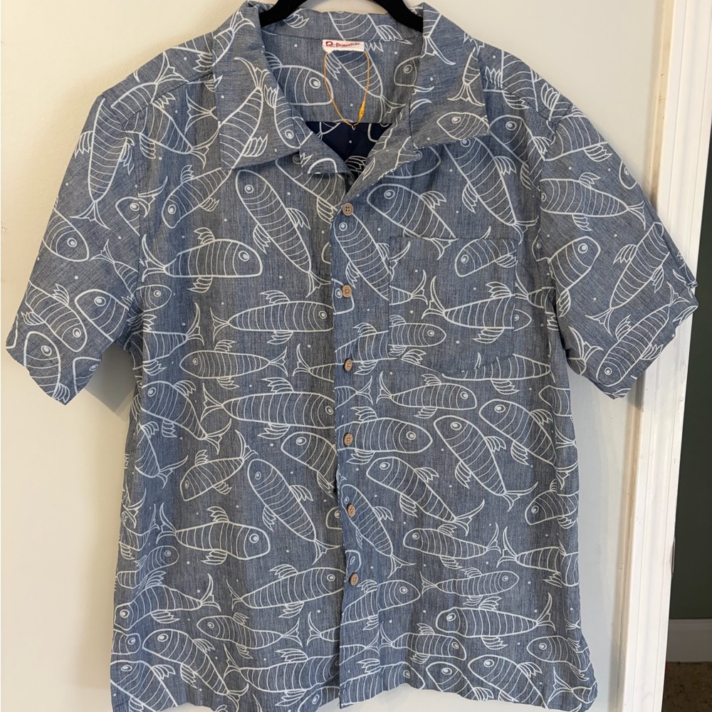 Barefoot in Paradise Men’s Button Down HawaiianGish Print Shirt Size M